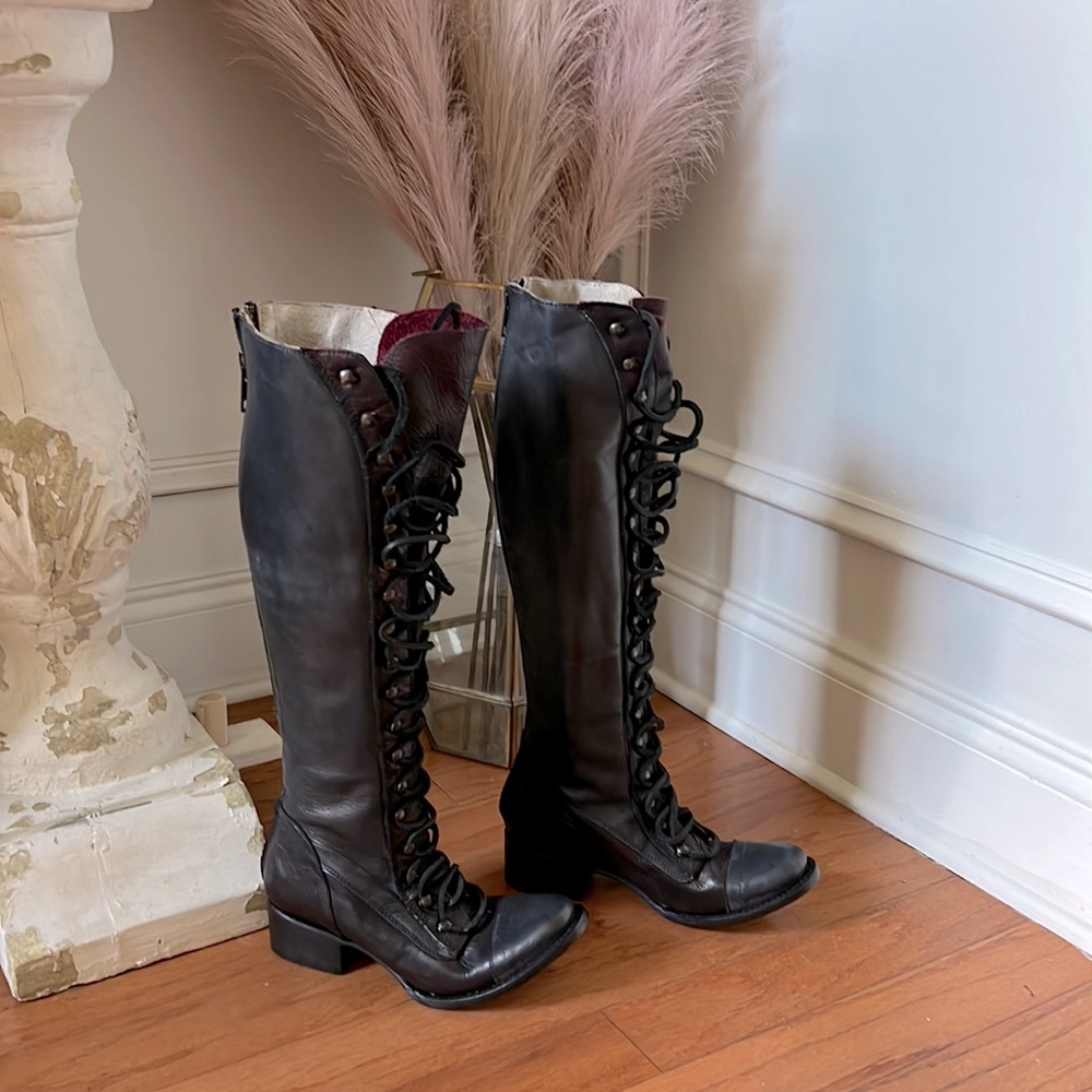 Freebird Arlo size 7 **Brand New**